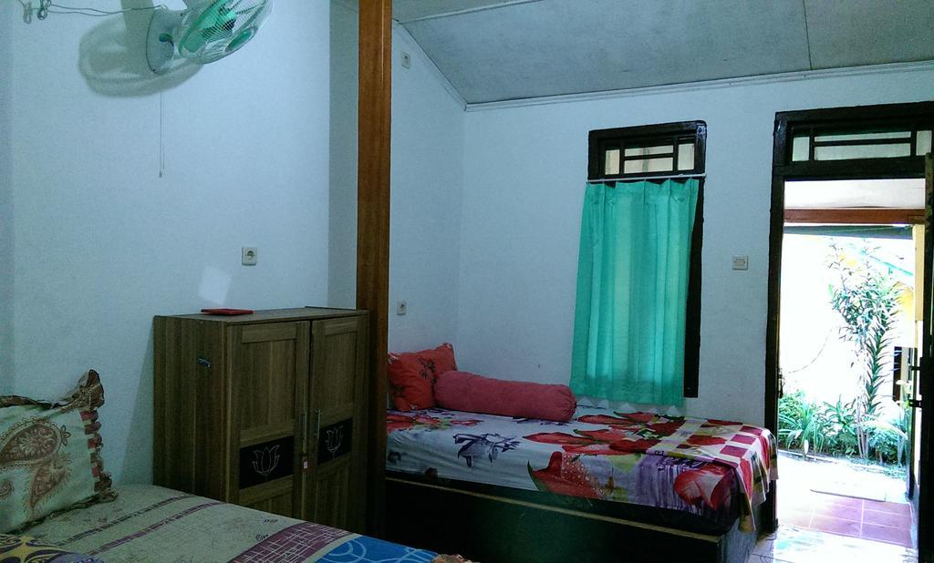 Diyah Homestay Kuta  Szoba fotó